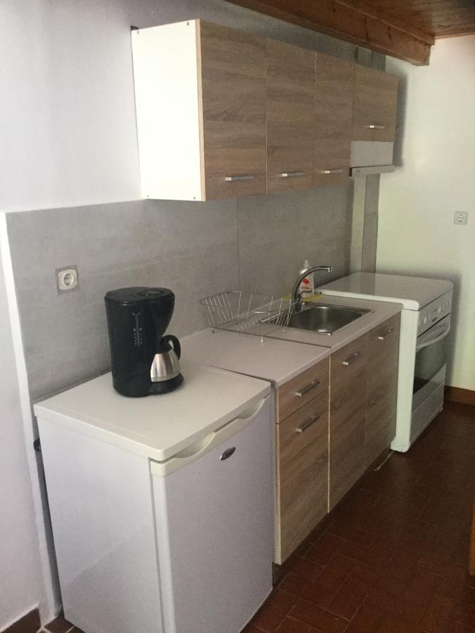 Artemis Suites Romanos  Eksteriør billede
