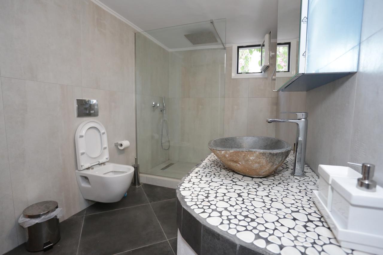 Artemis Suites Romanos  Eksteriør billede