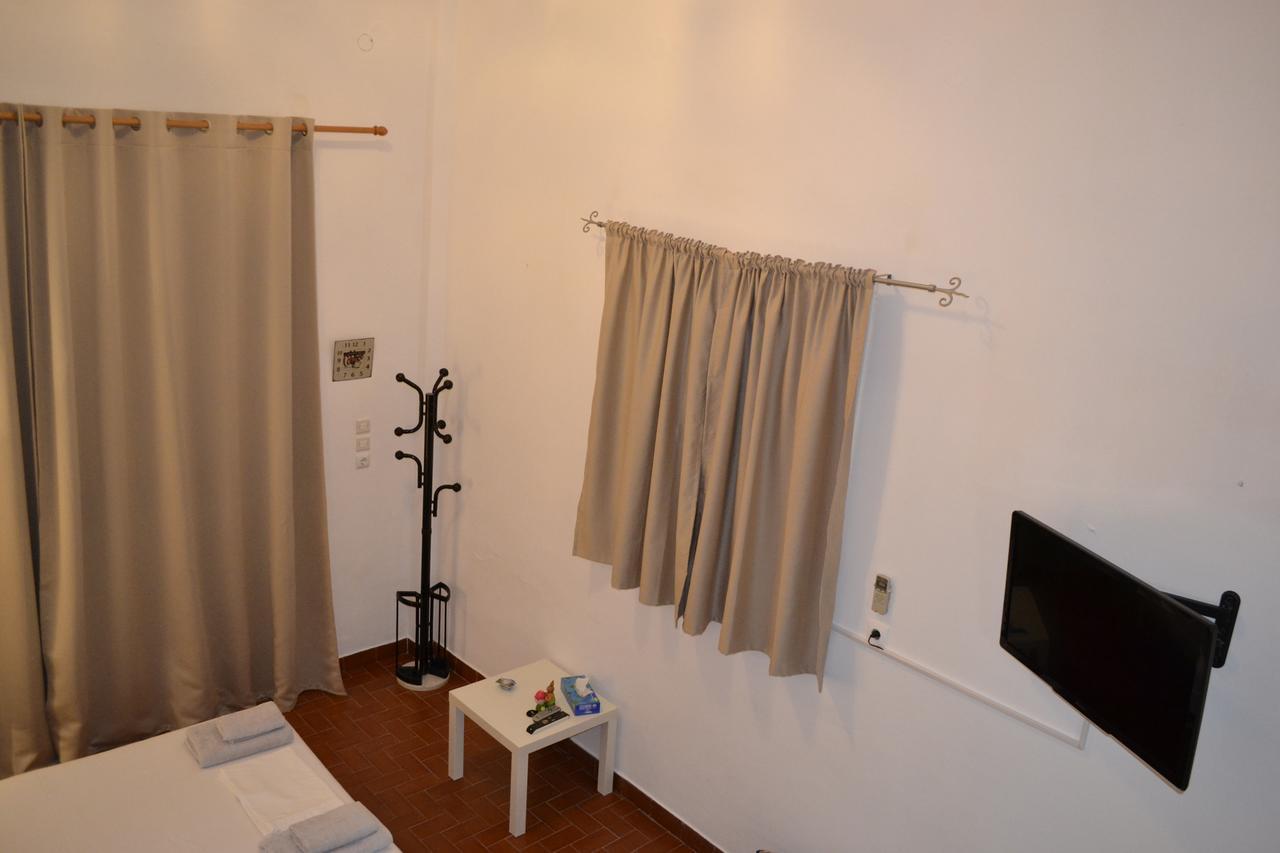 Artemis Suites Romanos  Eksteriør billede