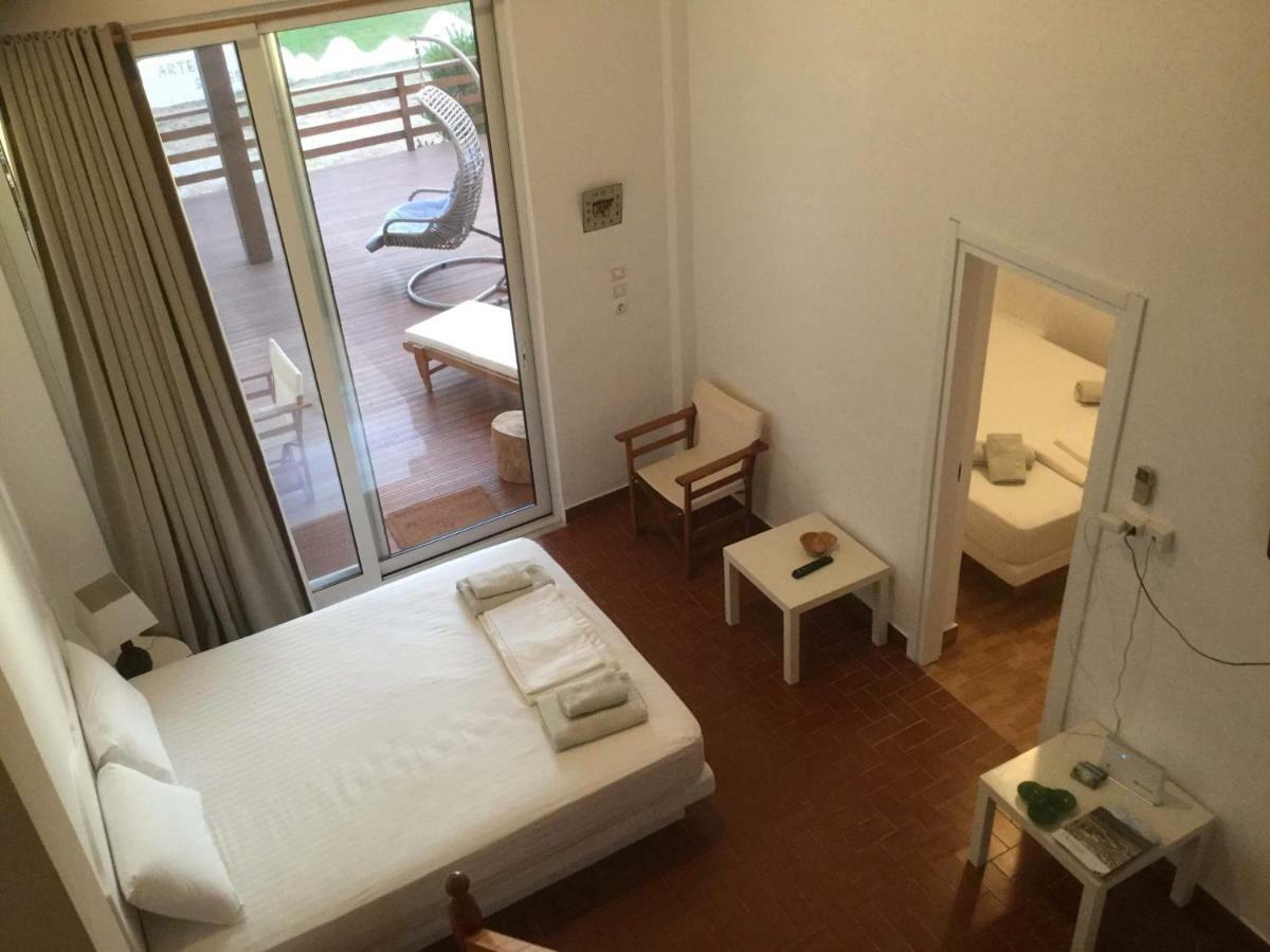 Artemis Suites Romanos  Eksteriør billede